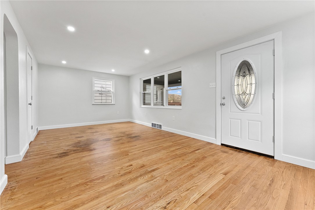 534 Mellon Ave
