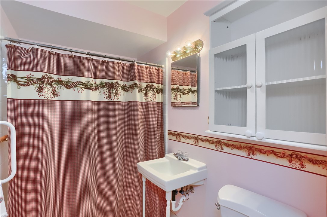 138 Lynnwood Dr