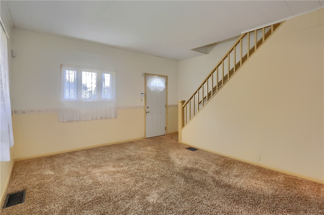 1015 Loraine Ave