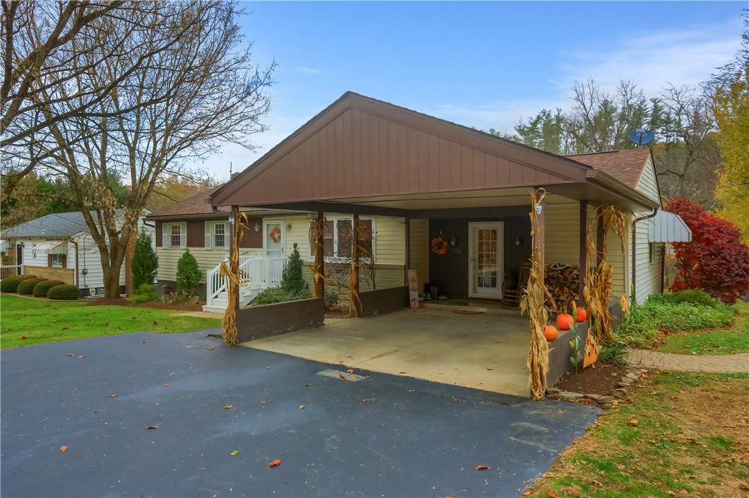 1700 Wurtemburg Rd