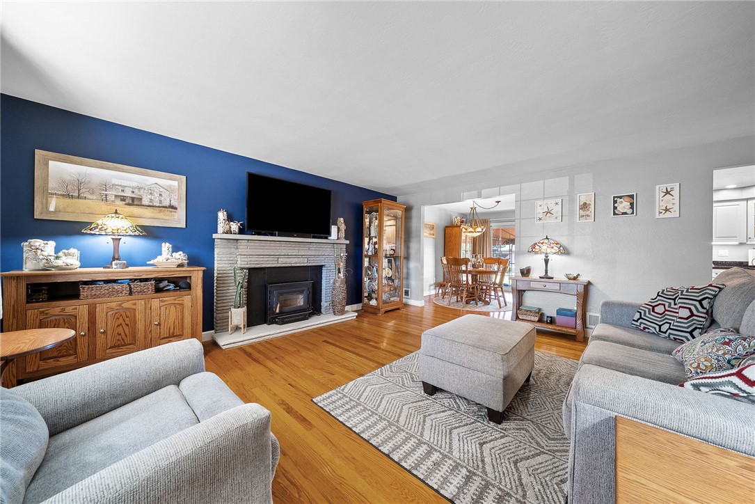 5 Cheryl Dr