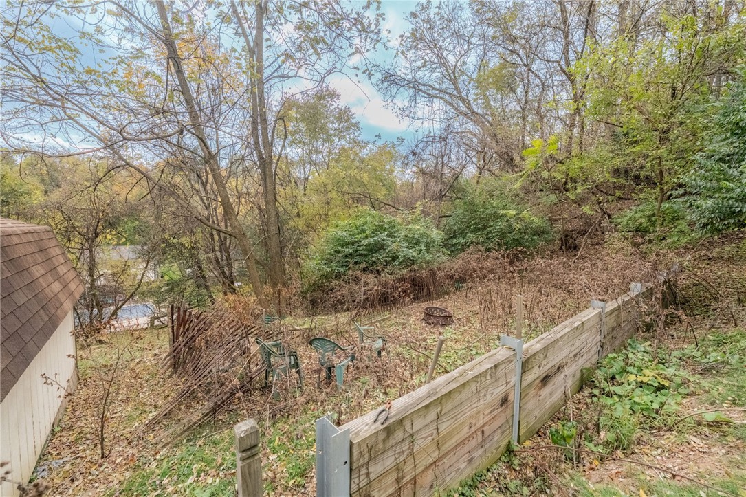 1400 Muldowney Ave