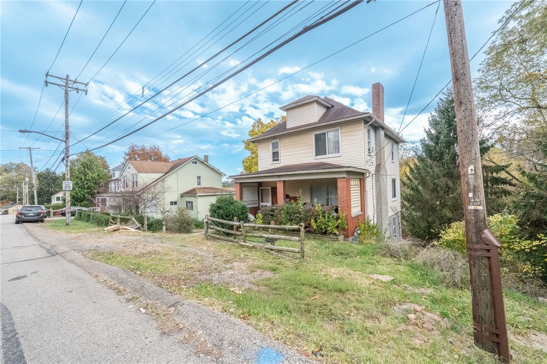 1400 Muldowney Ave
