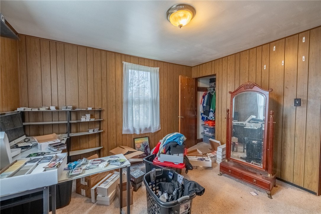 1400 Muldowney Ave