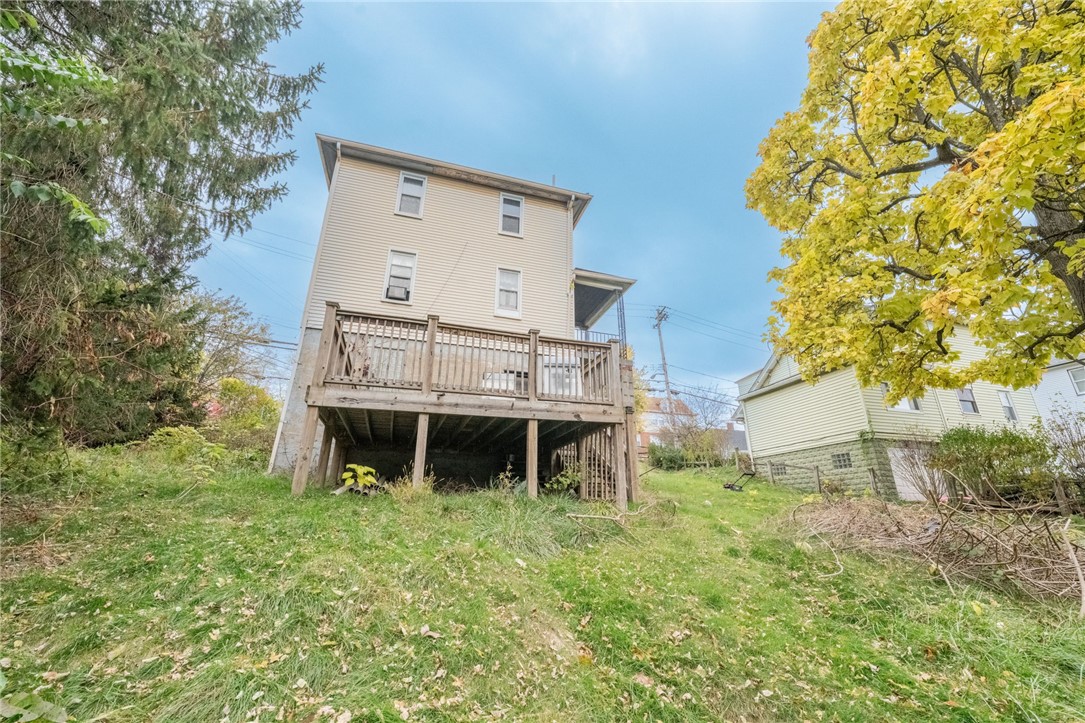 1400 Muldowney Ave