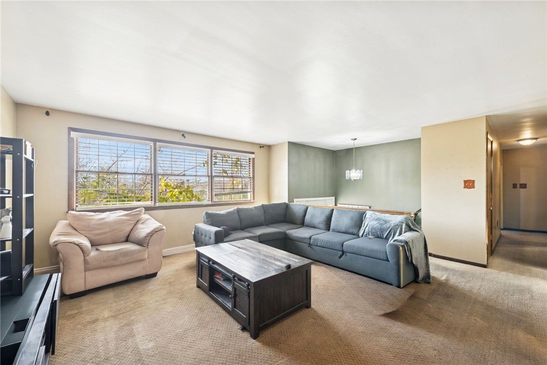 31 Willow Crossing Rd