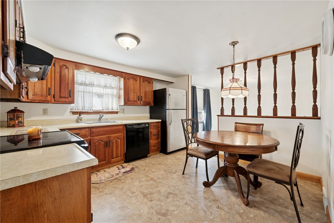 35 Oak Creek Dr