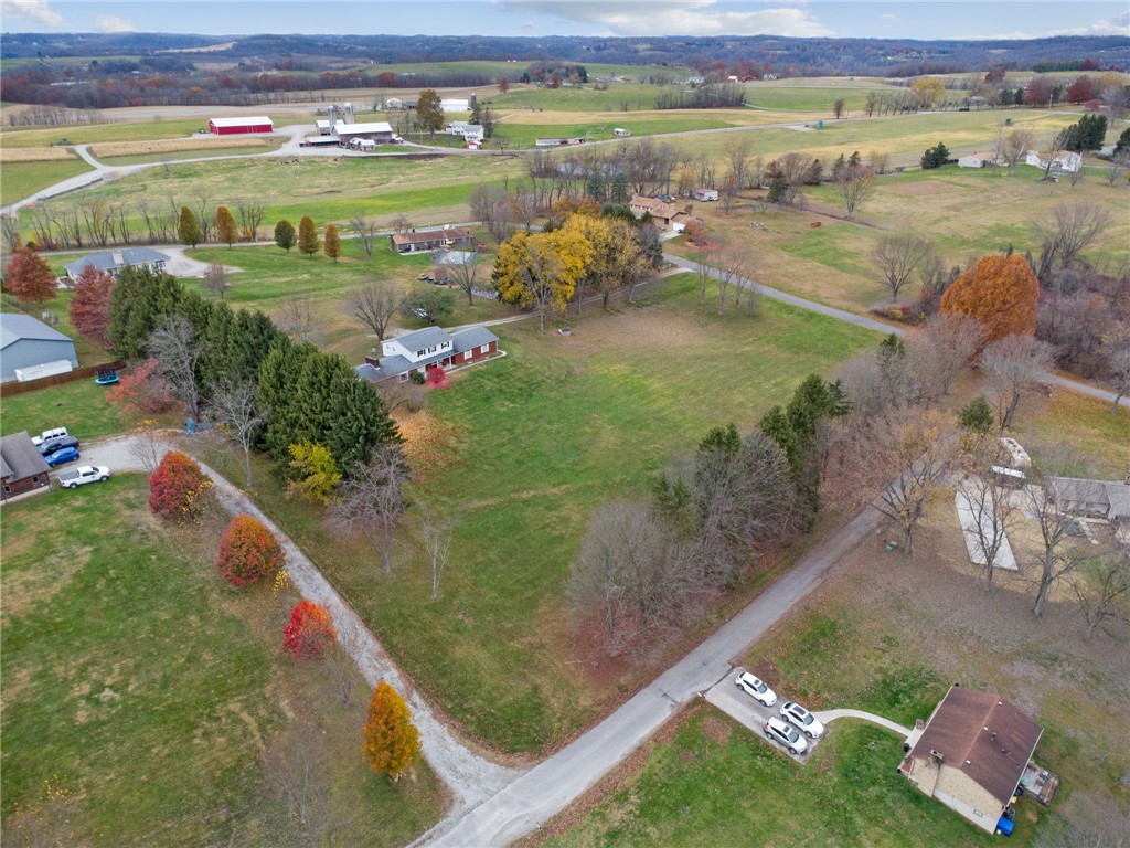 35 Oak Creek Dr