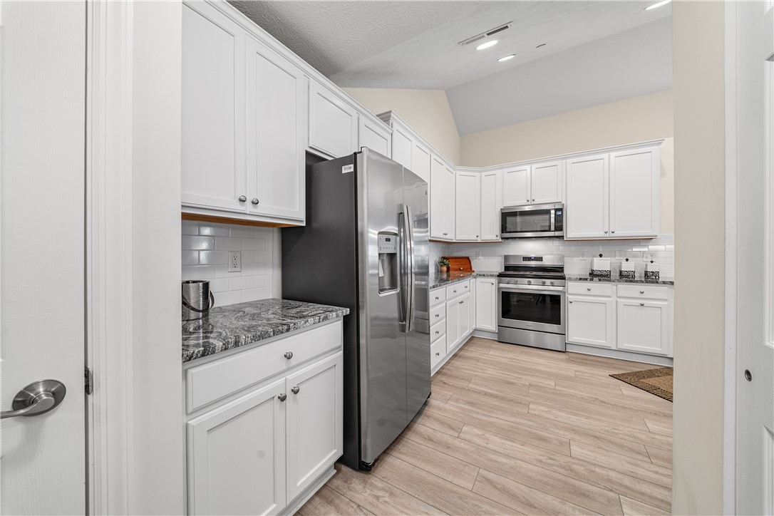 6111 Heatherfield Court