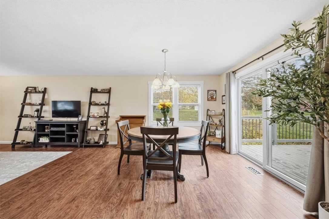 207 Cricketwood Ct