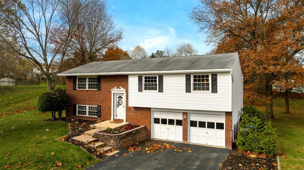 207 Cricketwood Ct