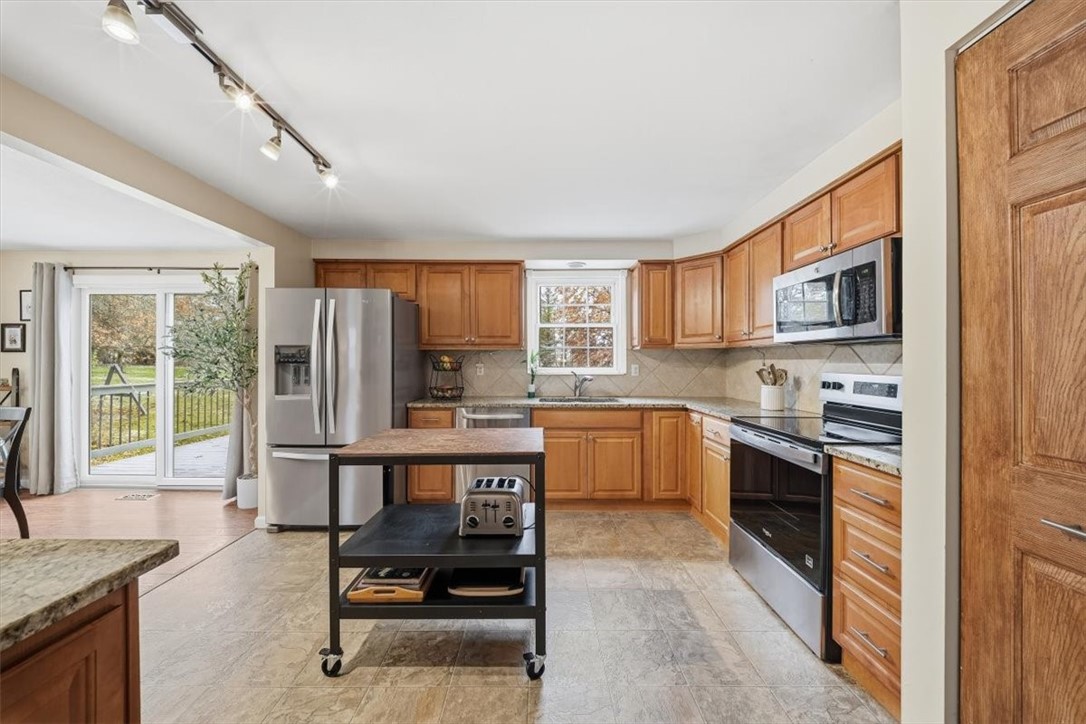 207 Cricketwood Ct