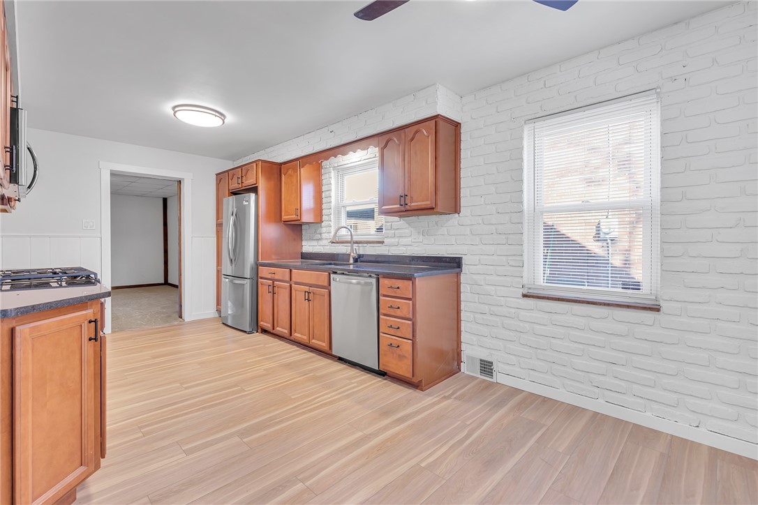 1526 Elgin St