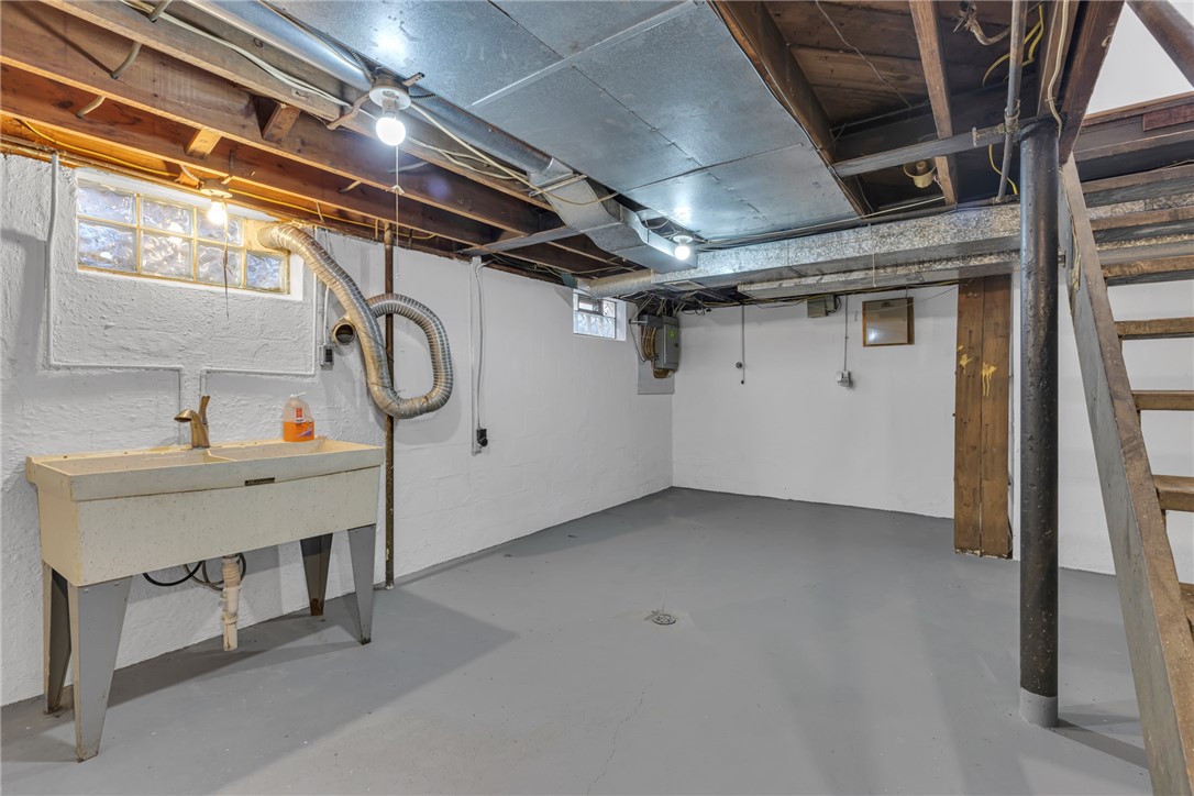 1526 Elgin St