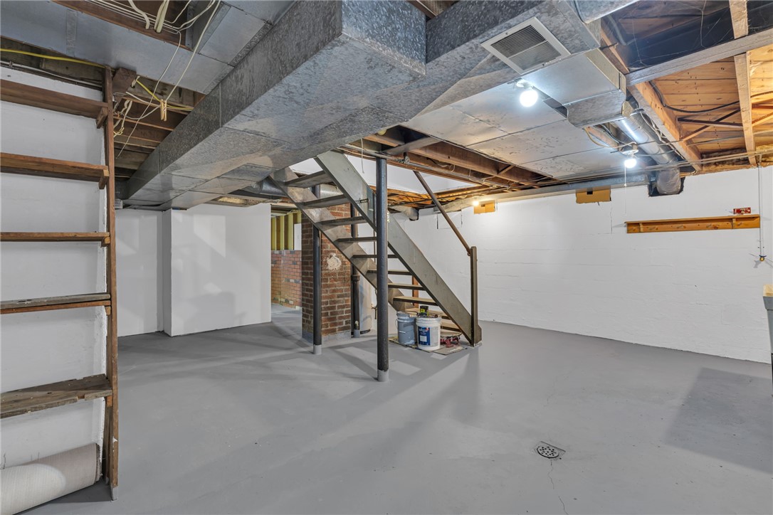 1526 Elgin St
