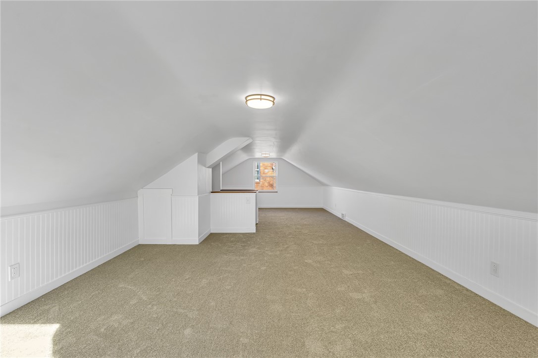 1526 Elgin St