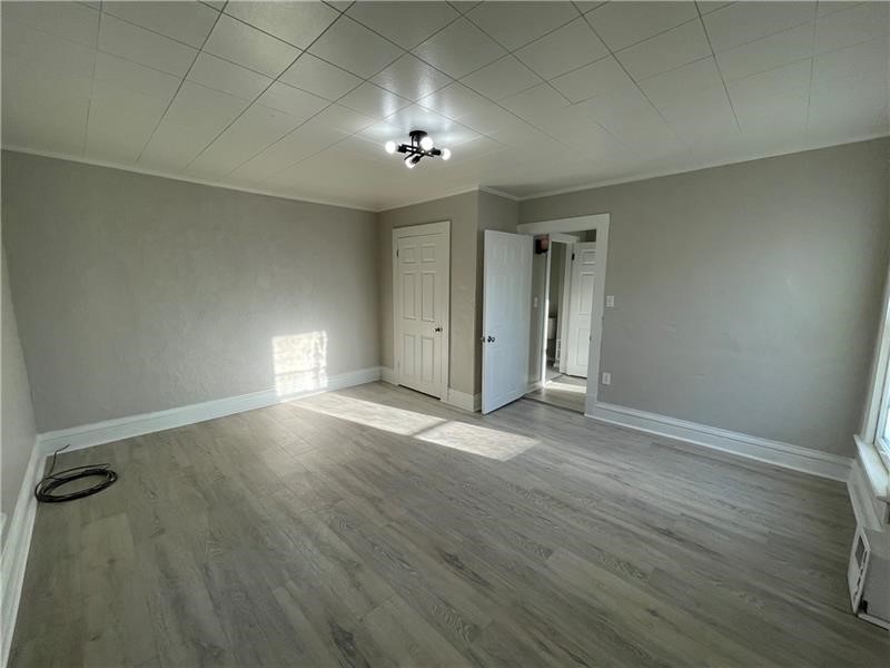 405 Sumner Ave