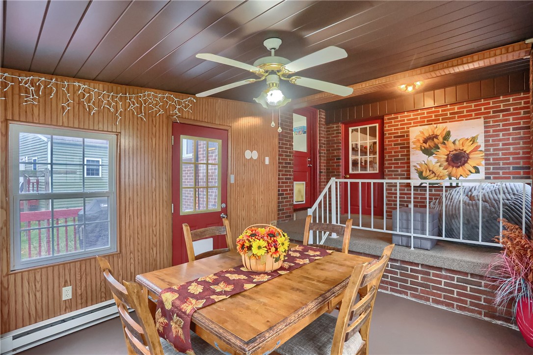 305 Johnston Dr