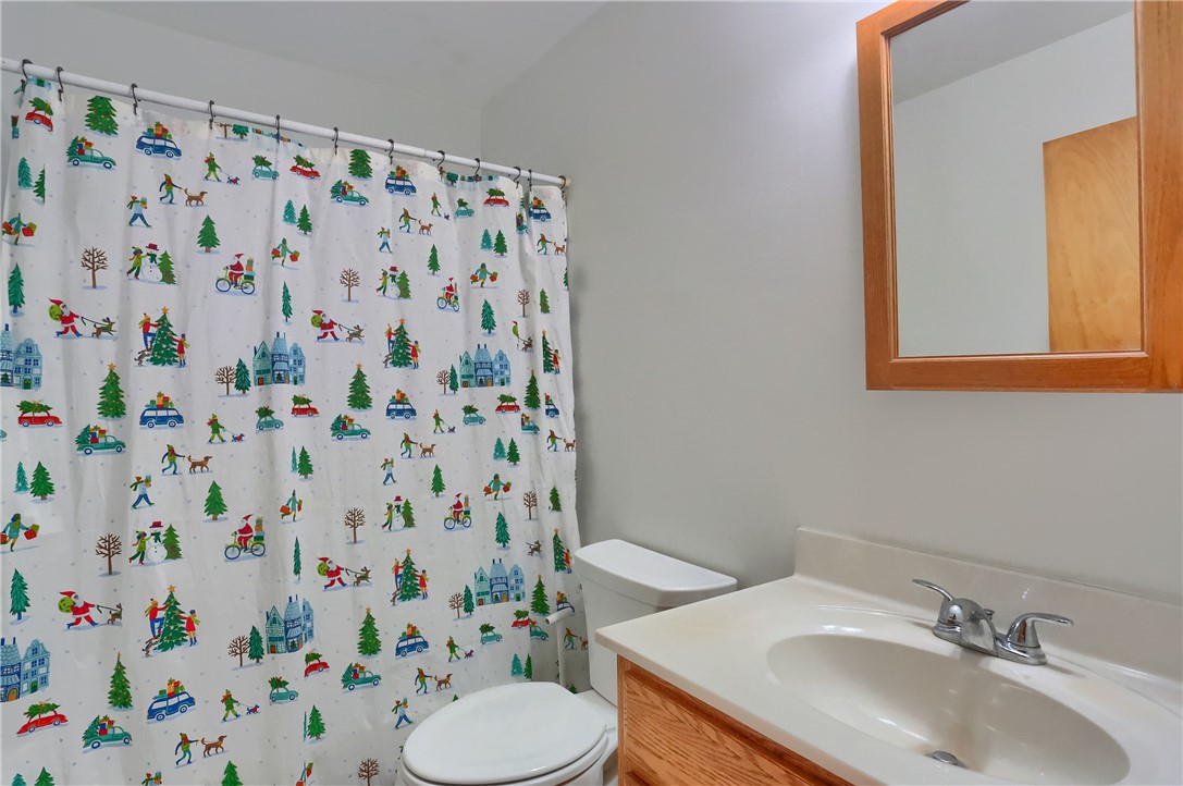 305 Johnston Dr