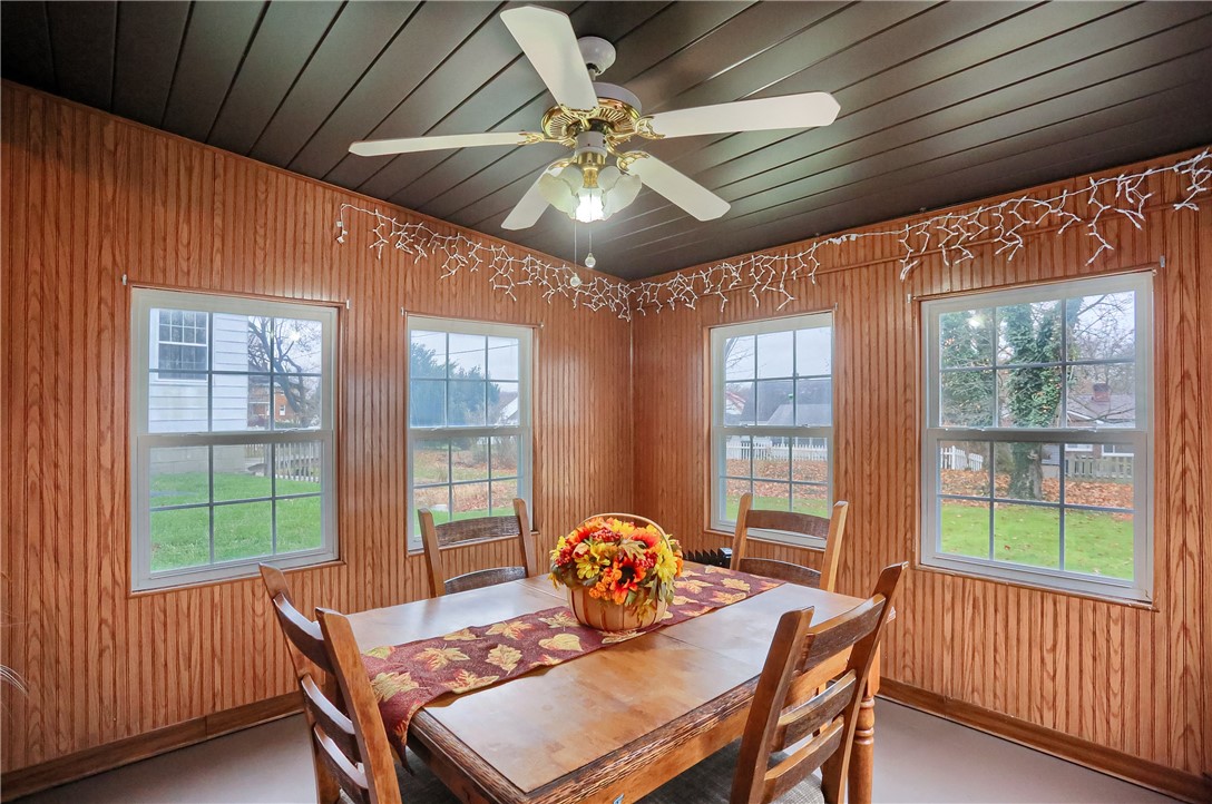 305 Johnston Dr