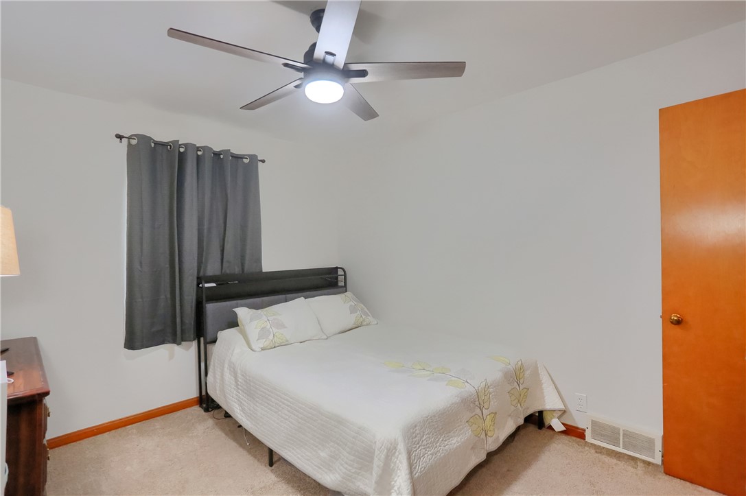 305 Johnston Dr