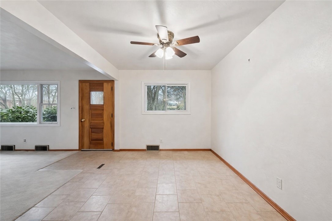 4186 Finleyville Elrama Rd