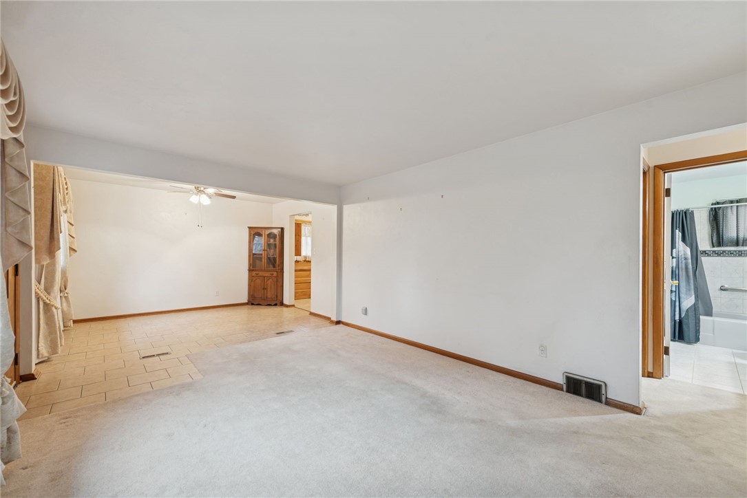 4186 Finleyville Elrama Rd