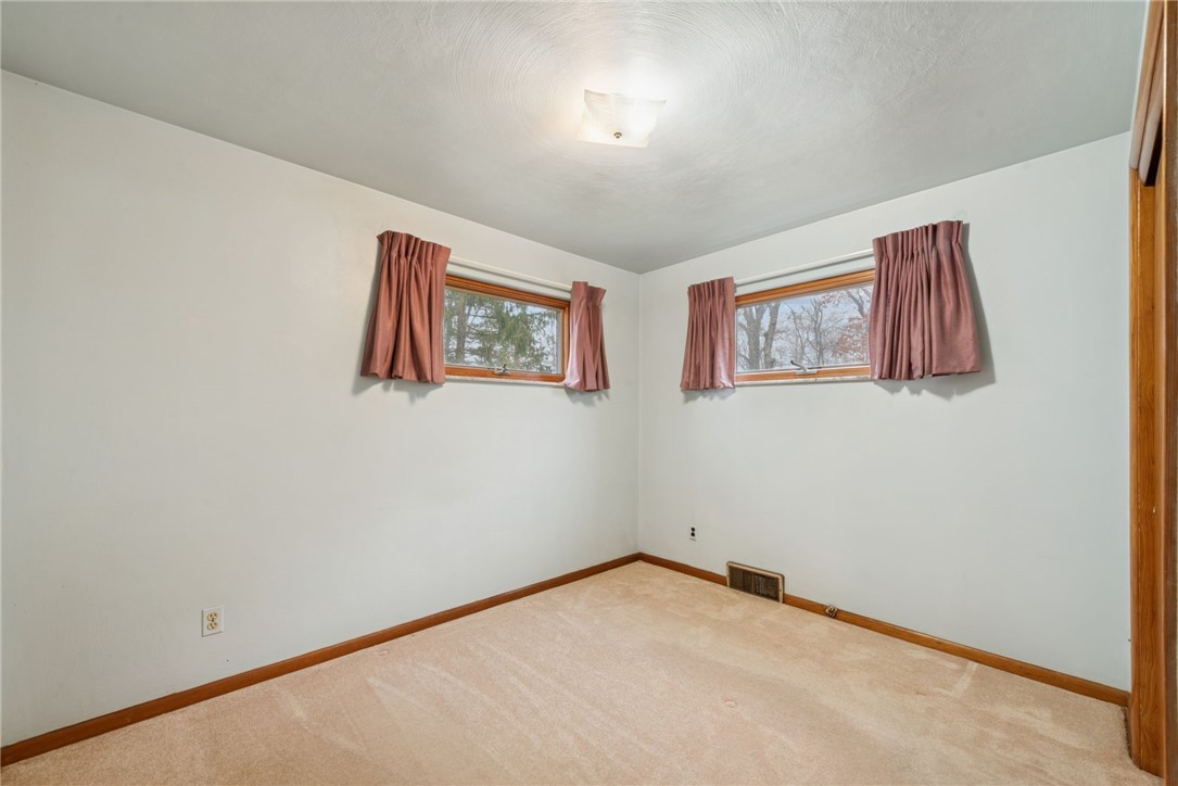4186 Finleyville Elrama Rd