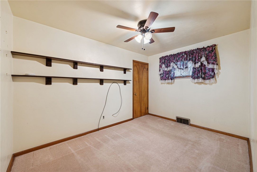 4186 Finleyville Elrama Rd