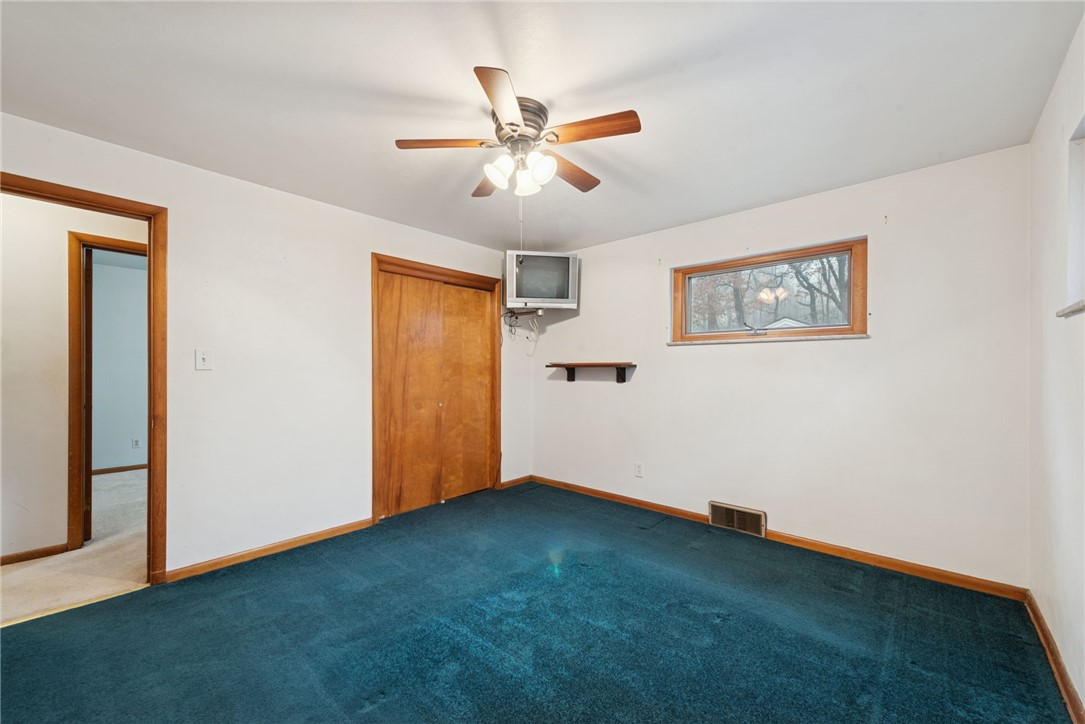 4186 Finleyville Elrama Rd