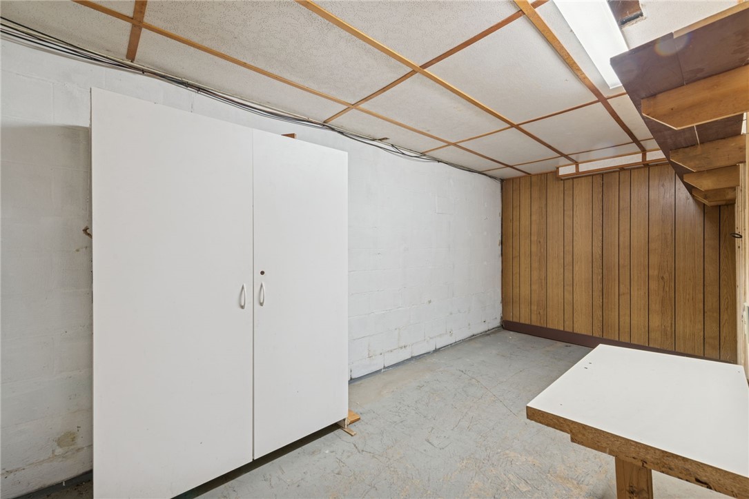 4186 Finleyville Elrama Rd