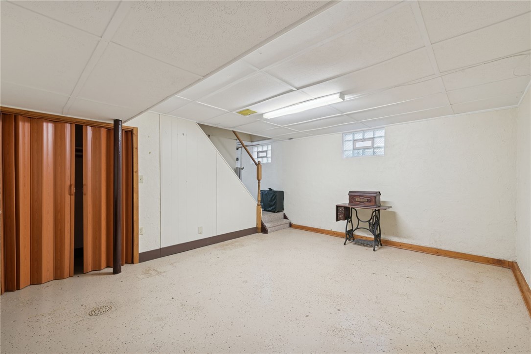 4186 Finleyville Elrama Rd