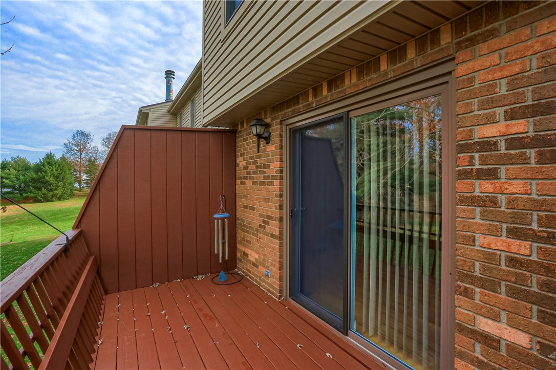 115 Forest Dr