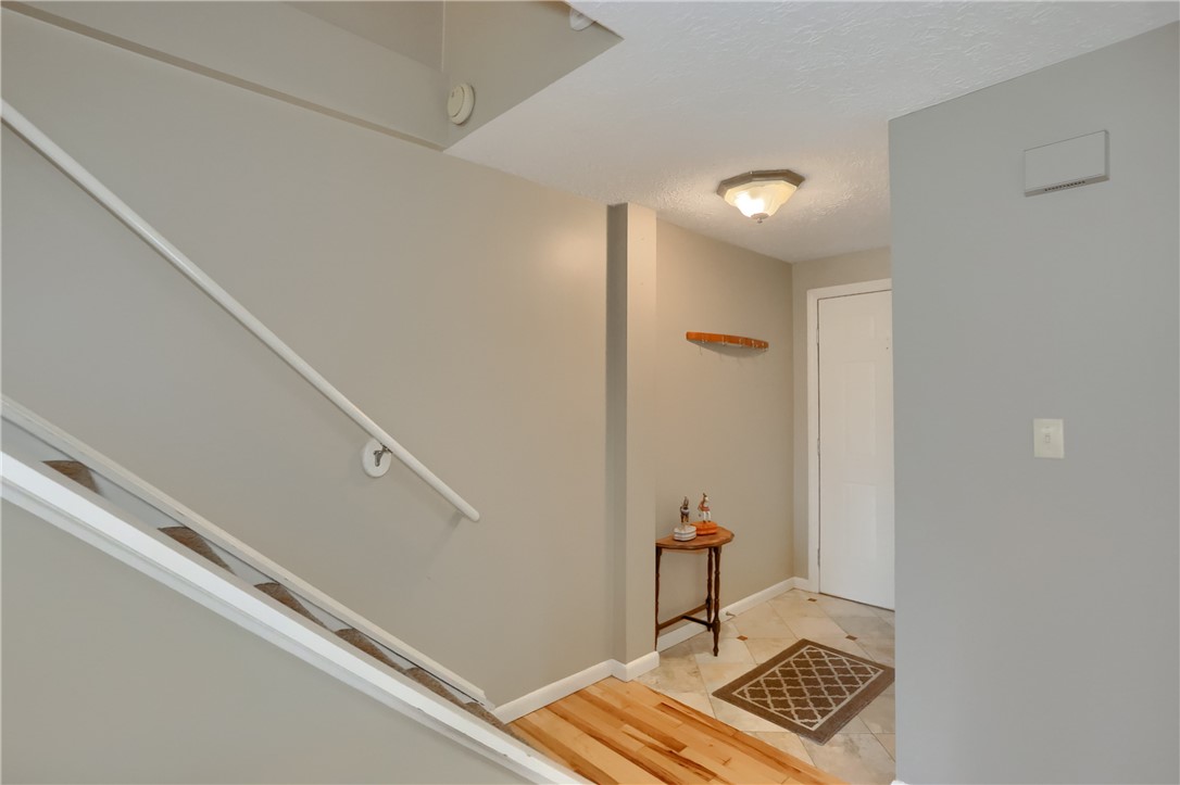 115 Forest Dr