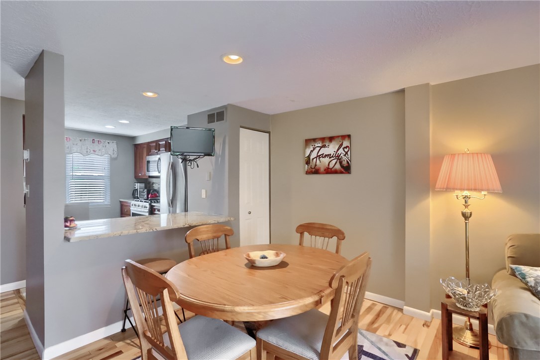 115 Forest Dr