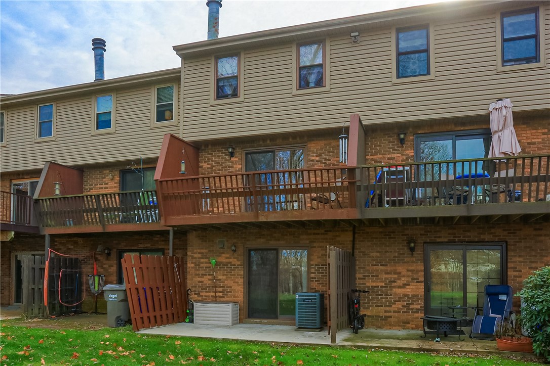 115 Forest Dr