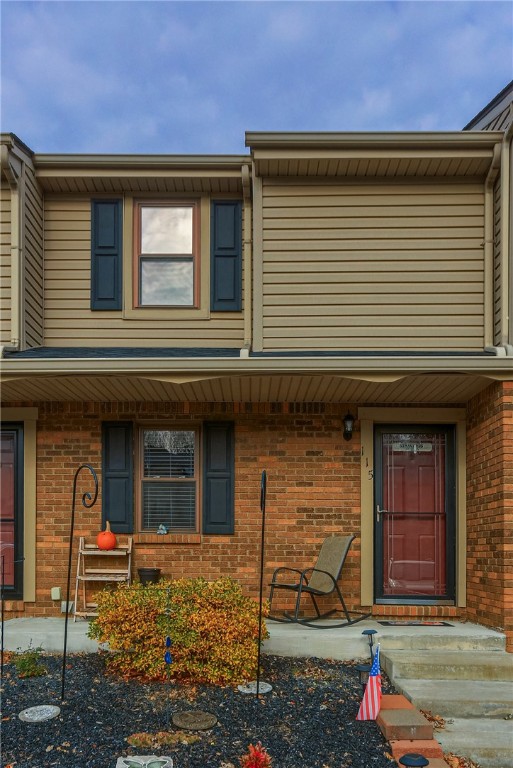 115 Forest Dr