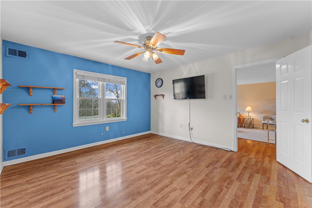 1033 Rutledge Dr