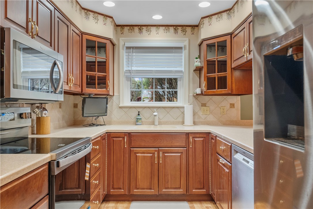 1033 Rutledge Dr
