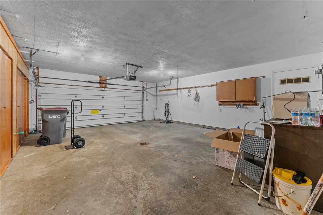 1033 Rutledge Dr