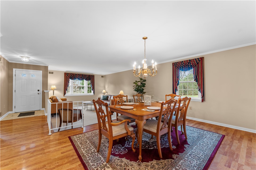 1033 Rutledge Dr