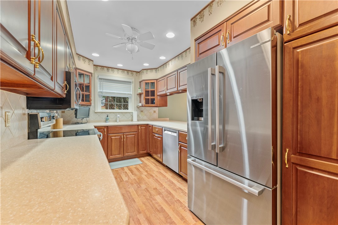1033 Rutledge Dr