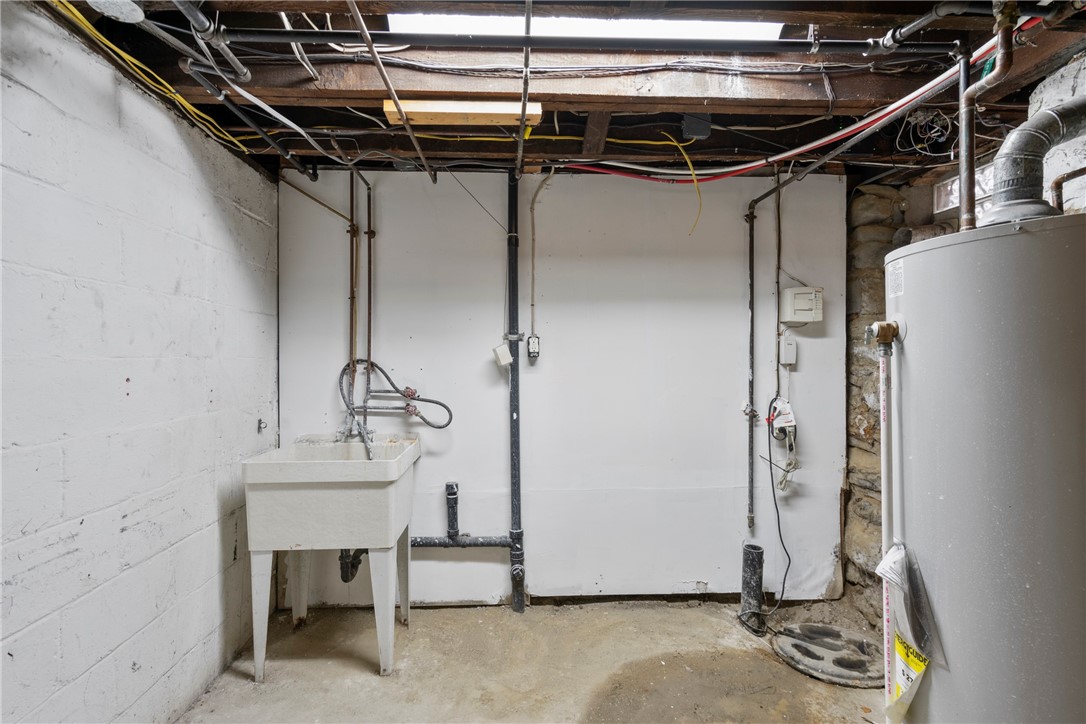 107 W Hutchinson Ave