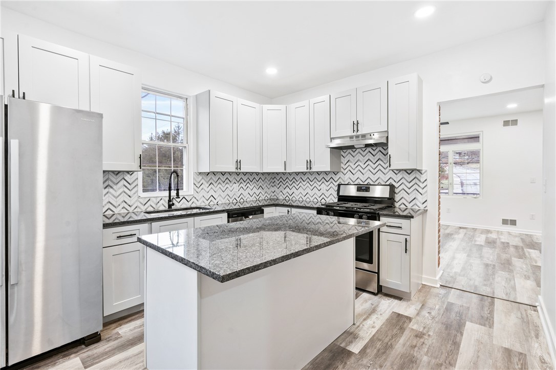 686 Filmore Rd