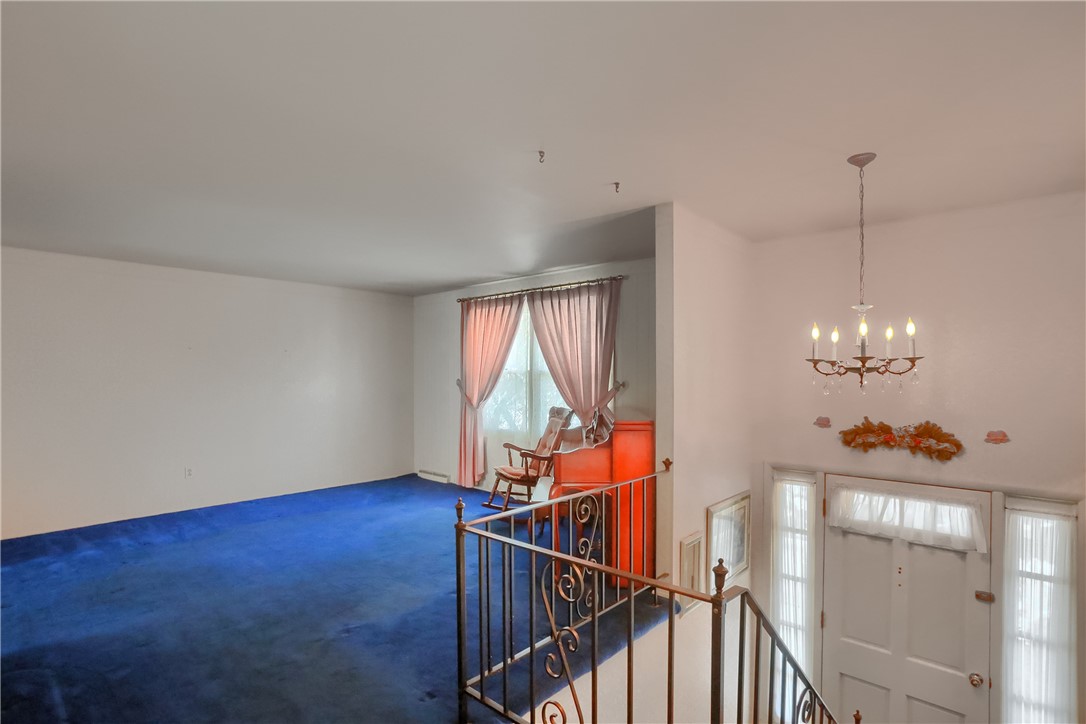 556 Sangree Rd