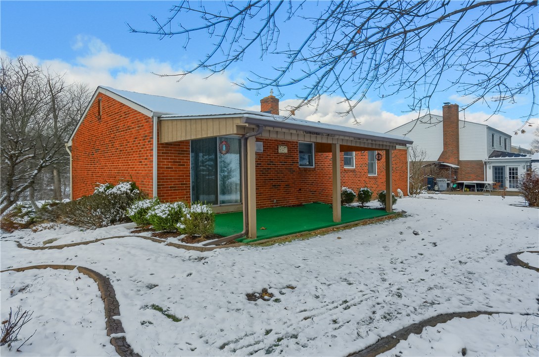556 Sangree Rd