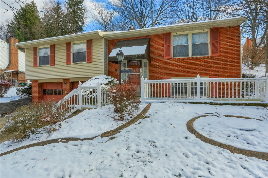 556 Sangree Rd