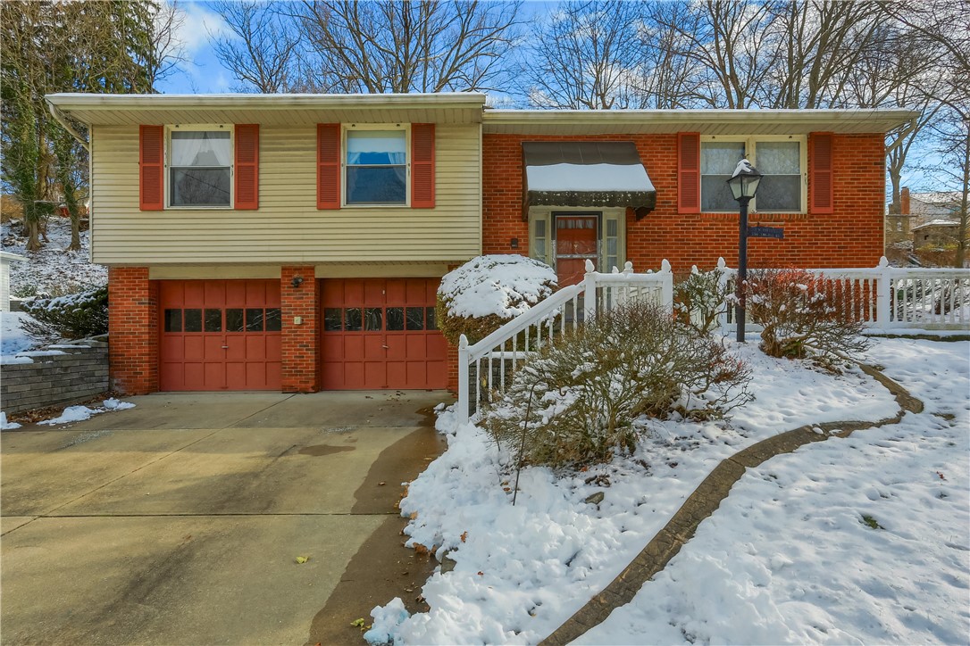 556 Sangree Rd