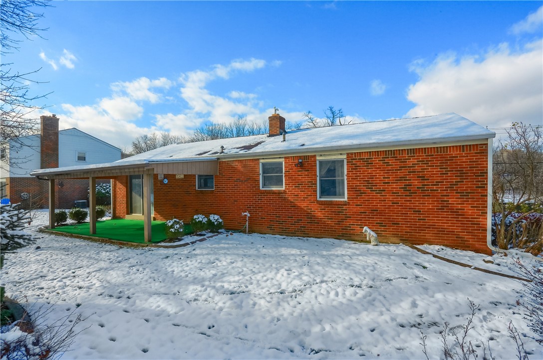 556 Sangree Rd