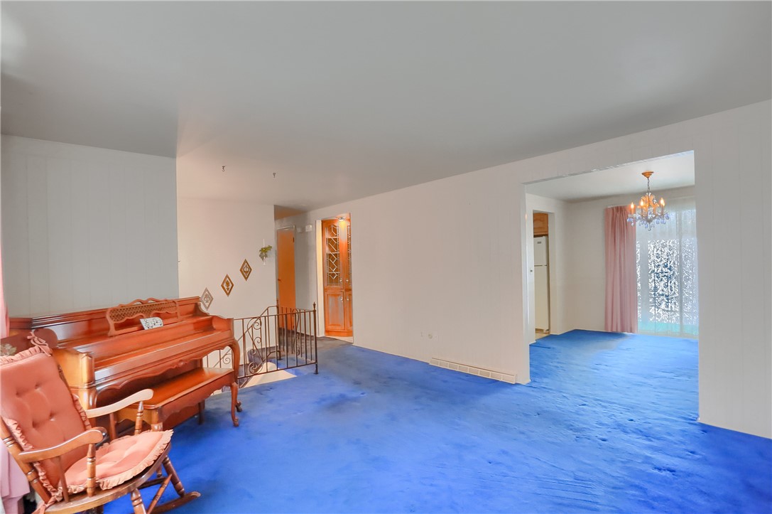 556 Sangree Rd